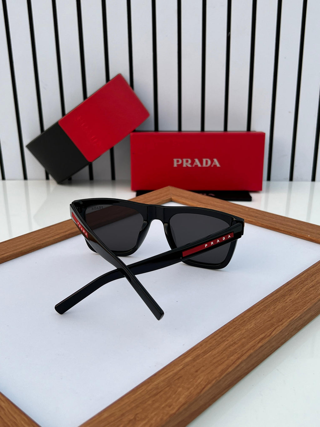 Prad.a 3835 Full Black
