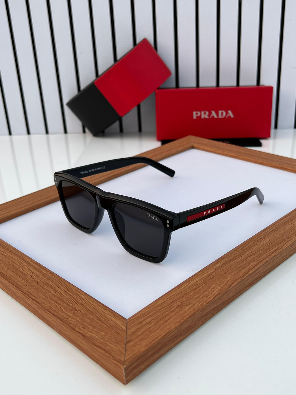 Prad.a 3835 Full Black