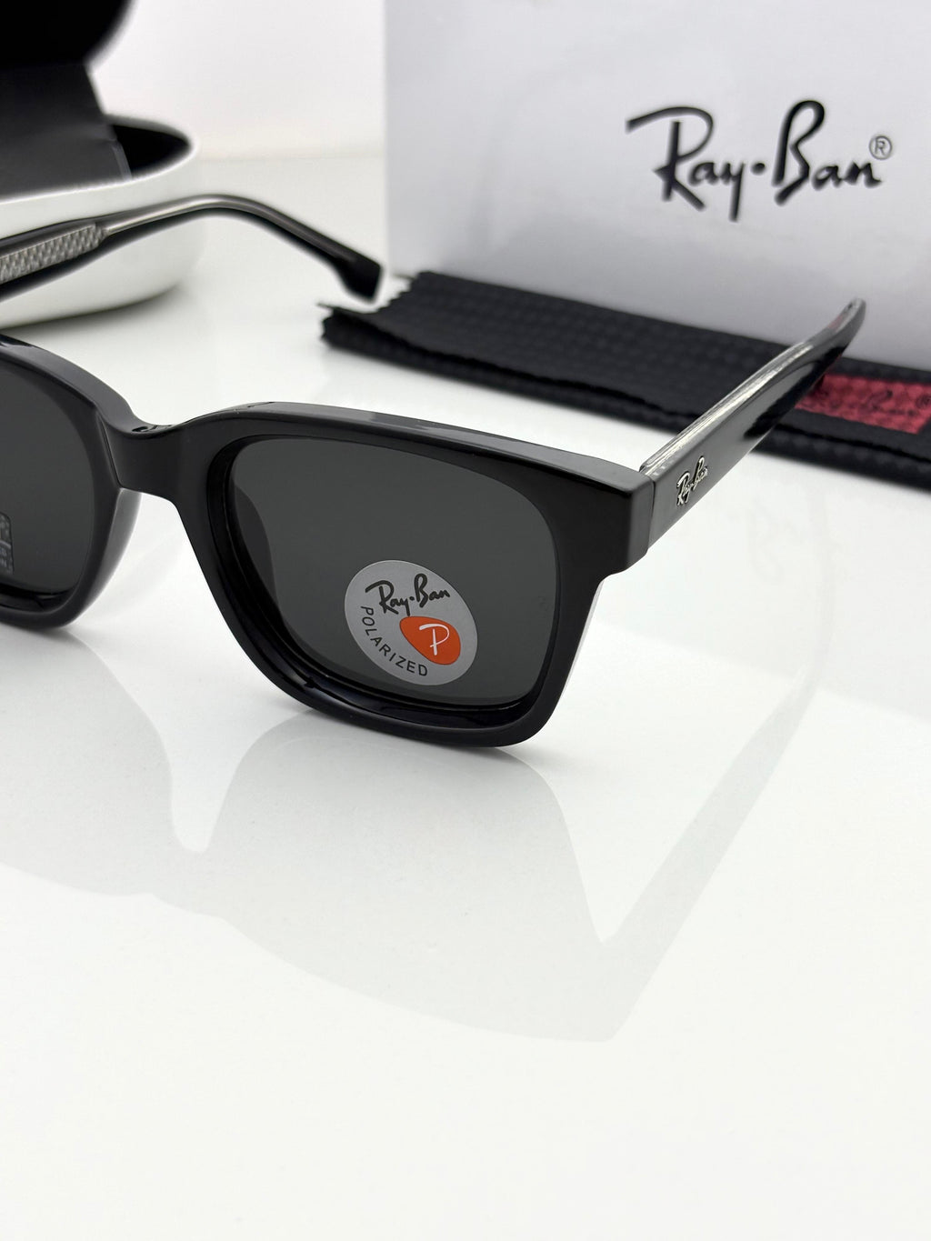 Ray Ban 7701 Black