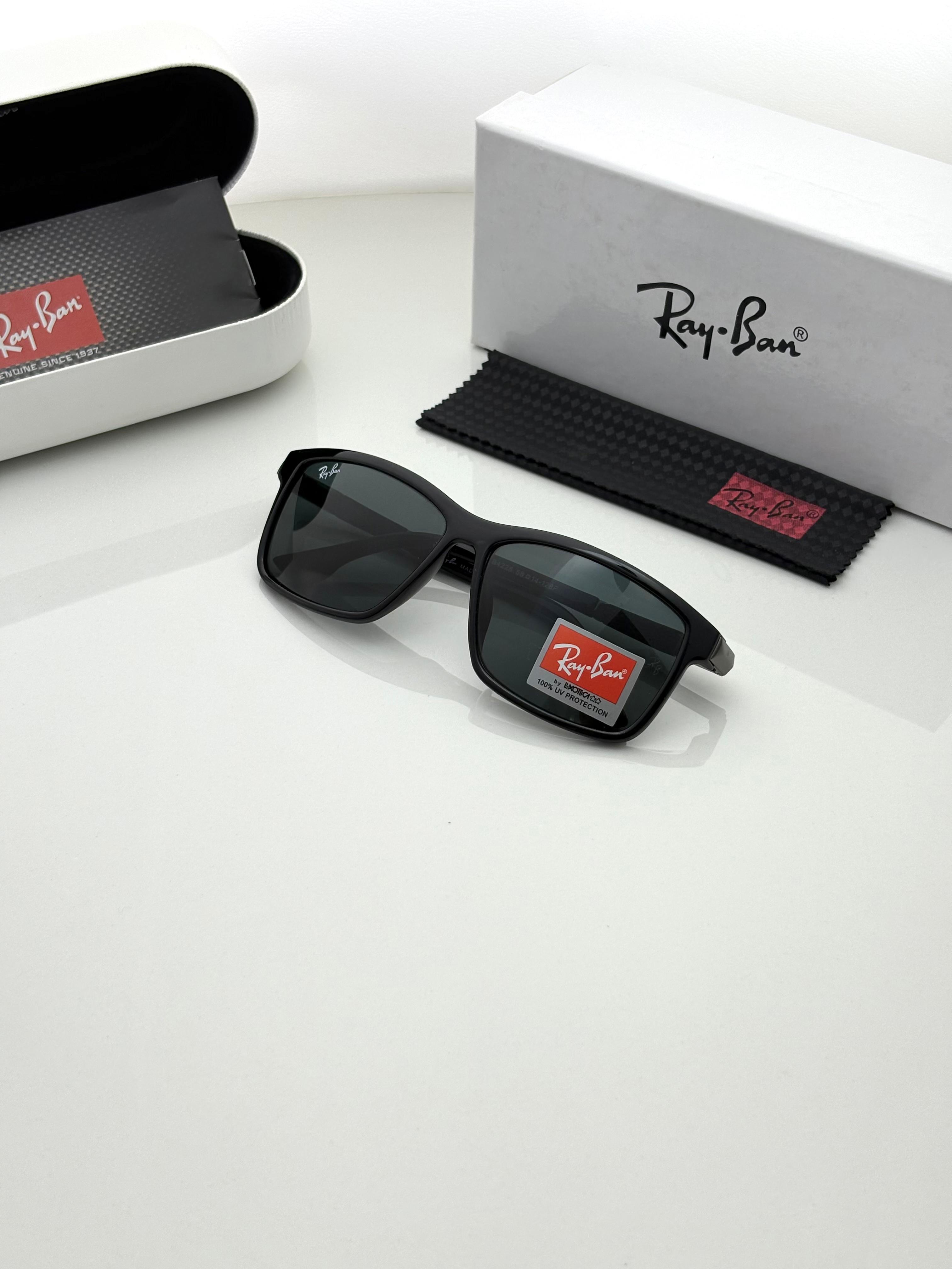 Ray Ban 4228 Black