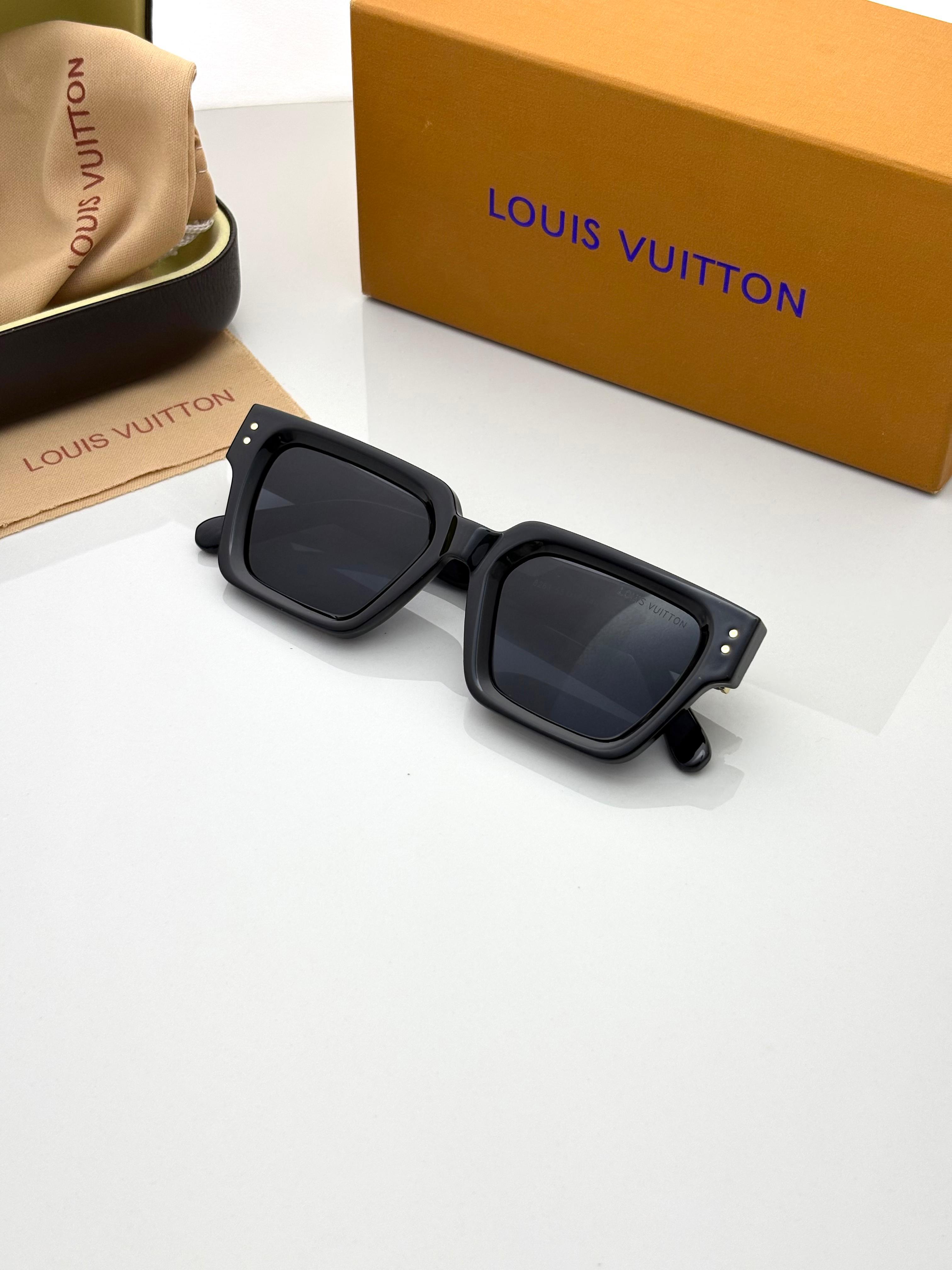 Louis Vuitton 35104 Black