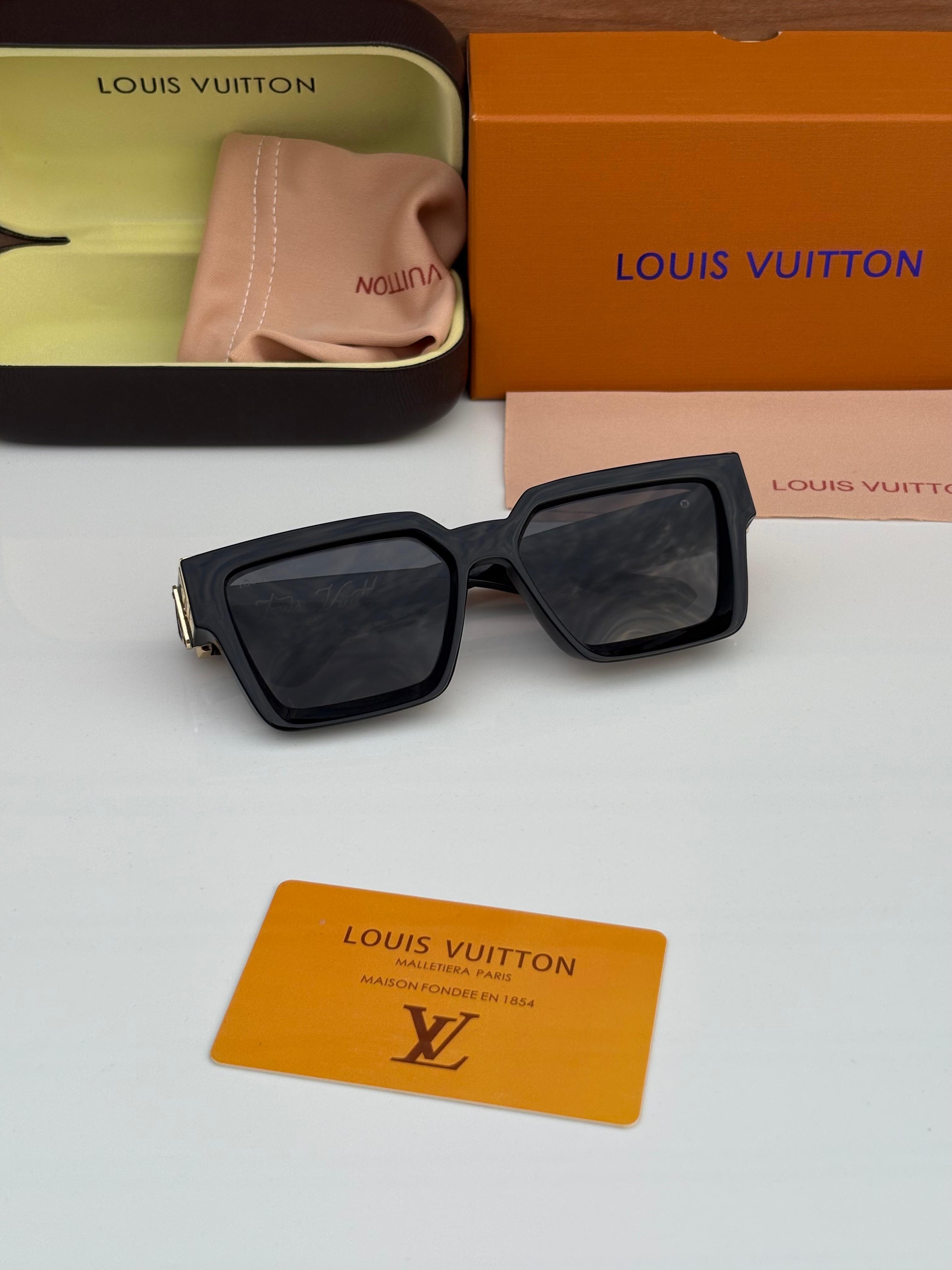 Louis Vuitton 96006 Black Gold