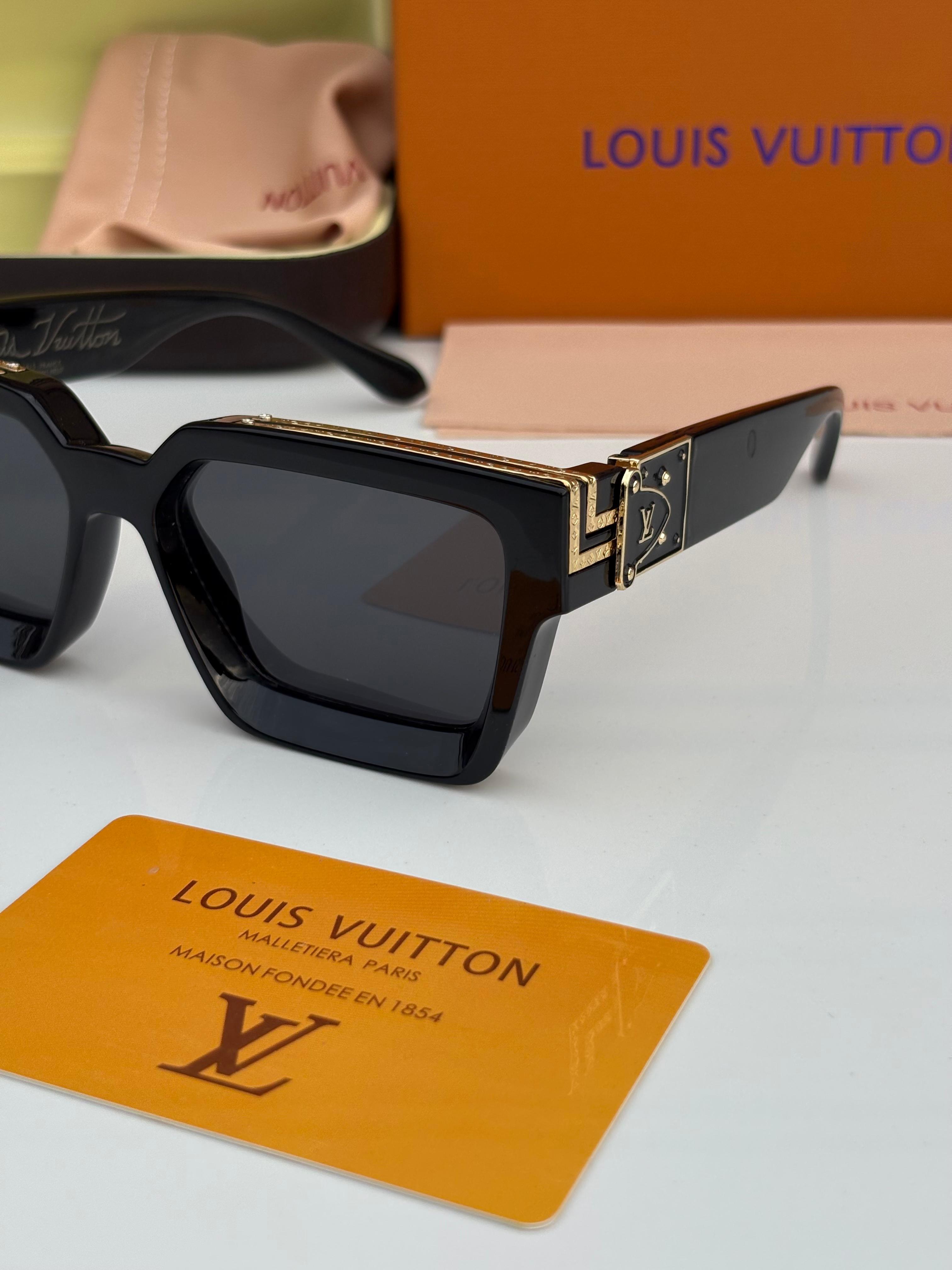 Louis Vuitton 96006 Black Gold