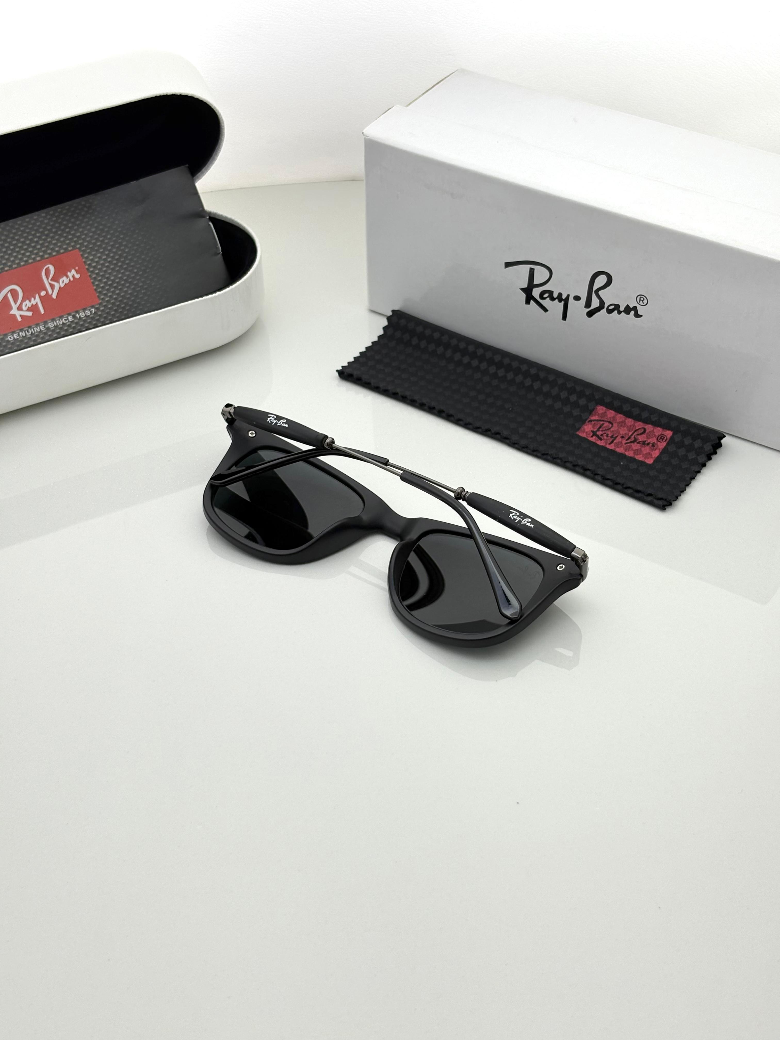 Ray Ban 2148 Black