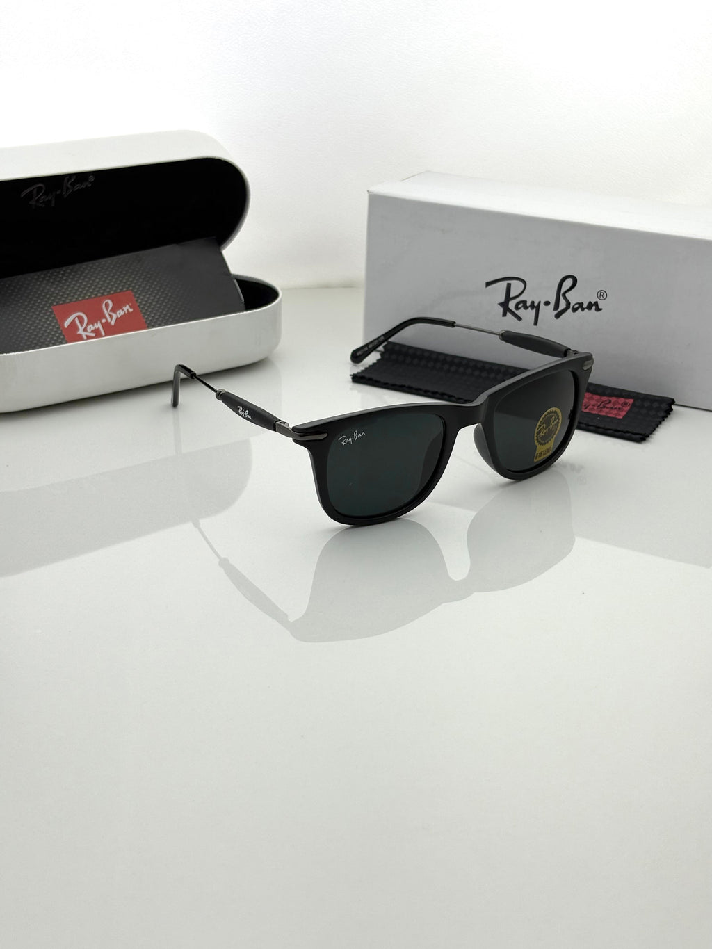 Ray Ban 2148 Black