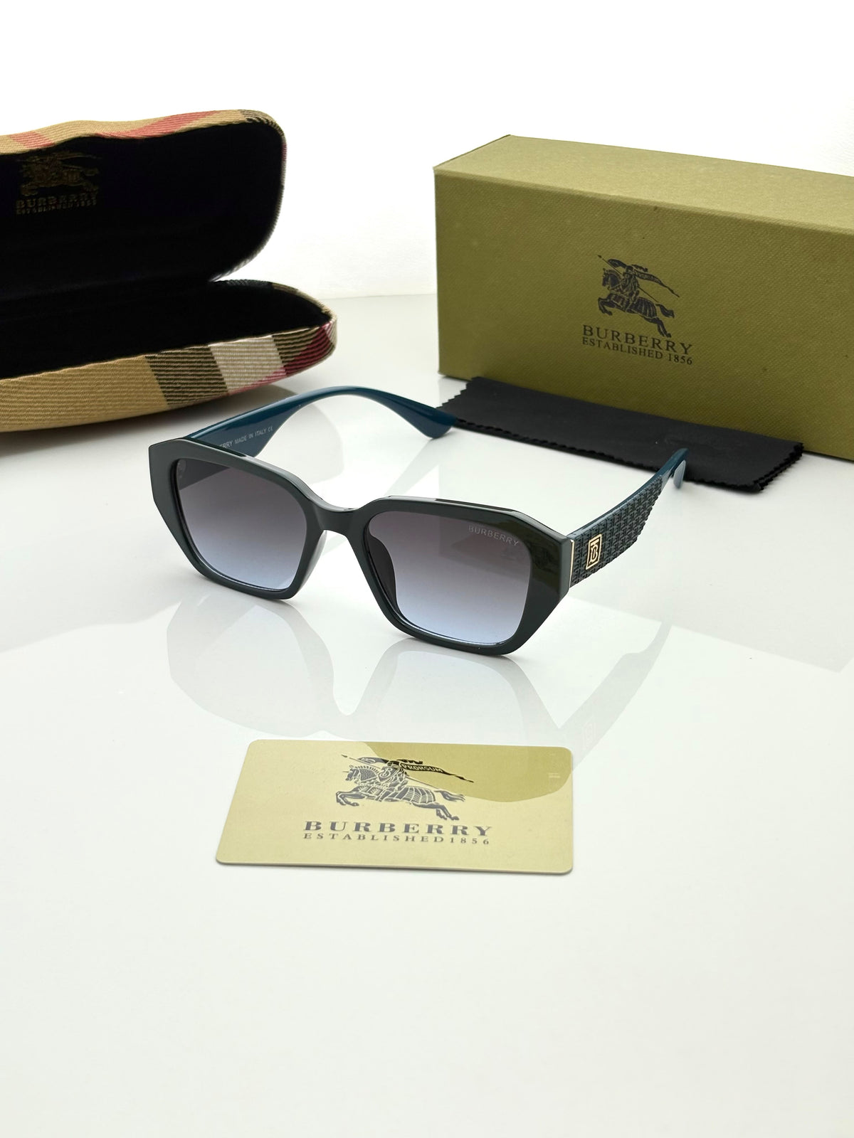 Burberry 3354 Green Blue Shaded