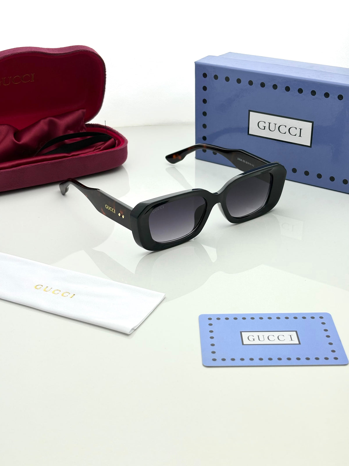 Gucci 23536 Black Shaded