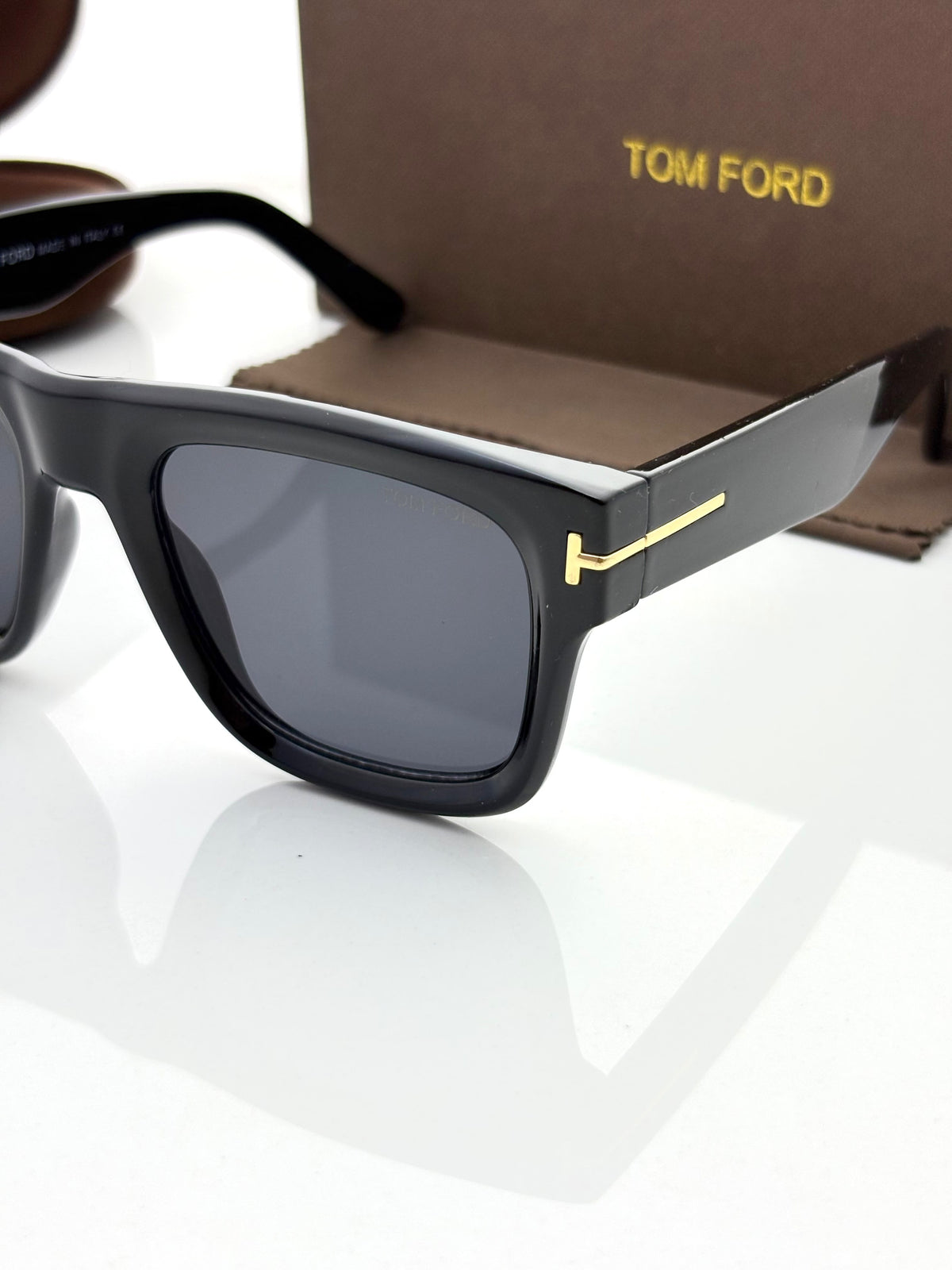 Tom Ford 259 Black