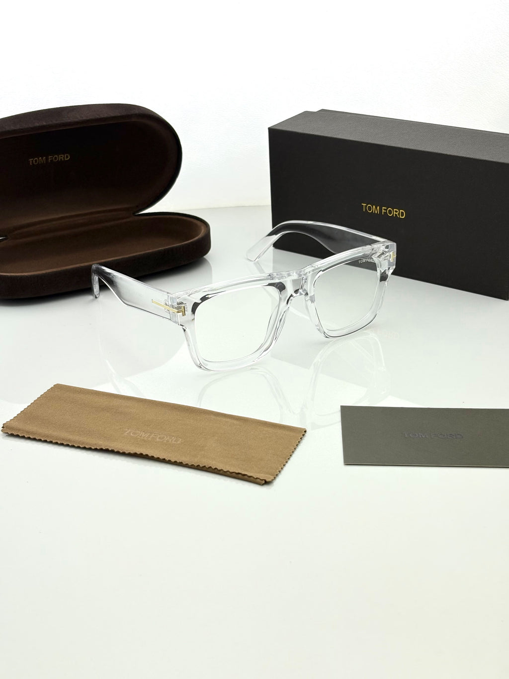 Tom Ford 259 Transparent