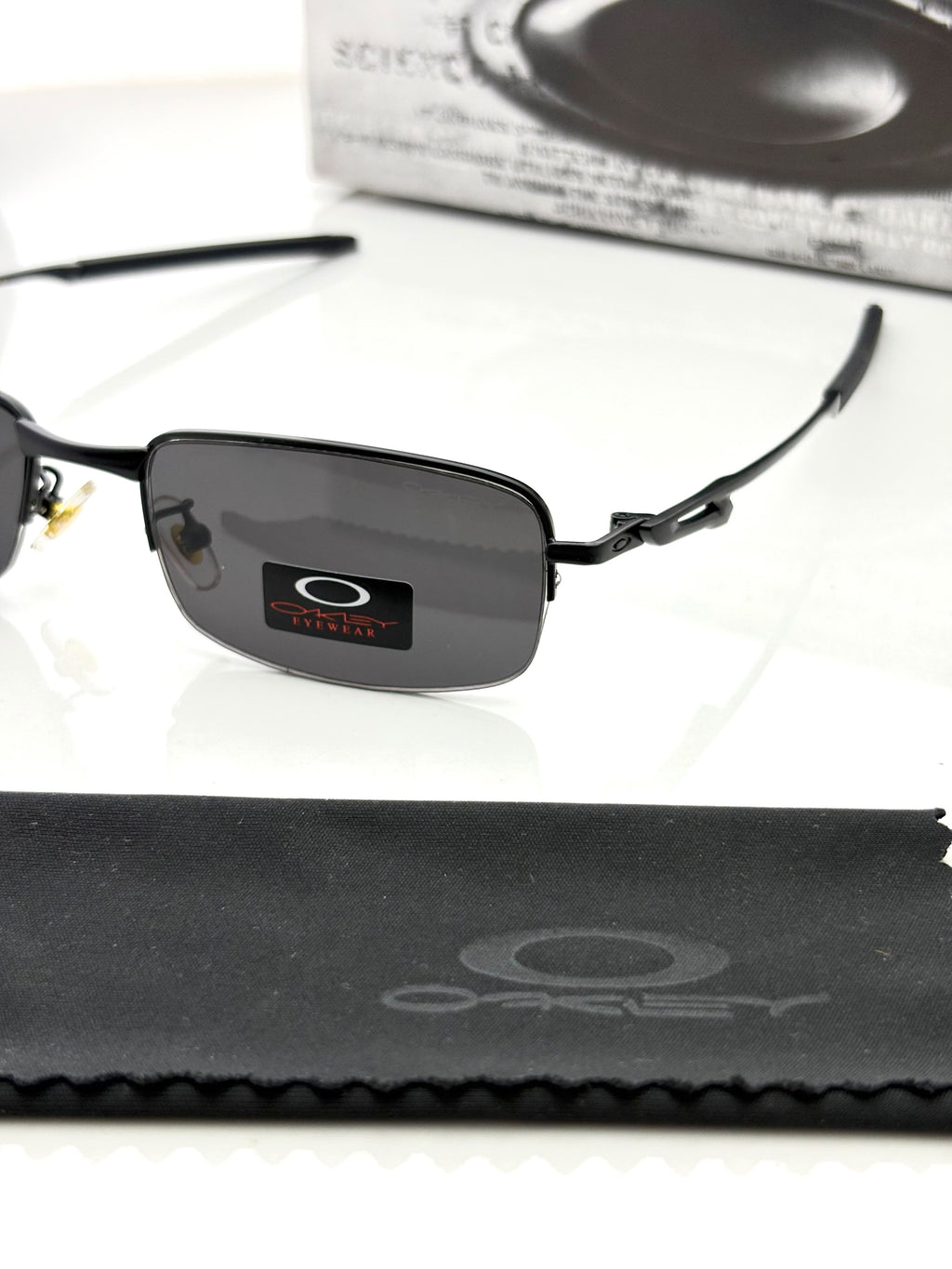 Oakley 24015 Black