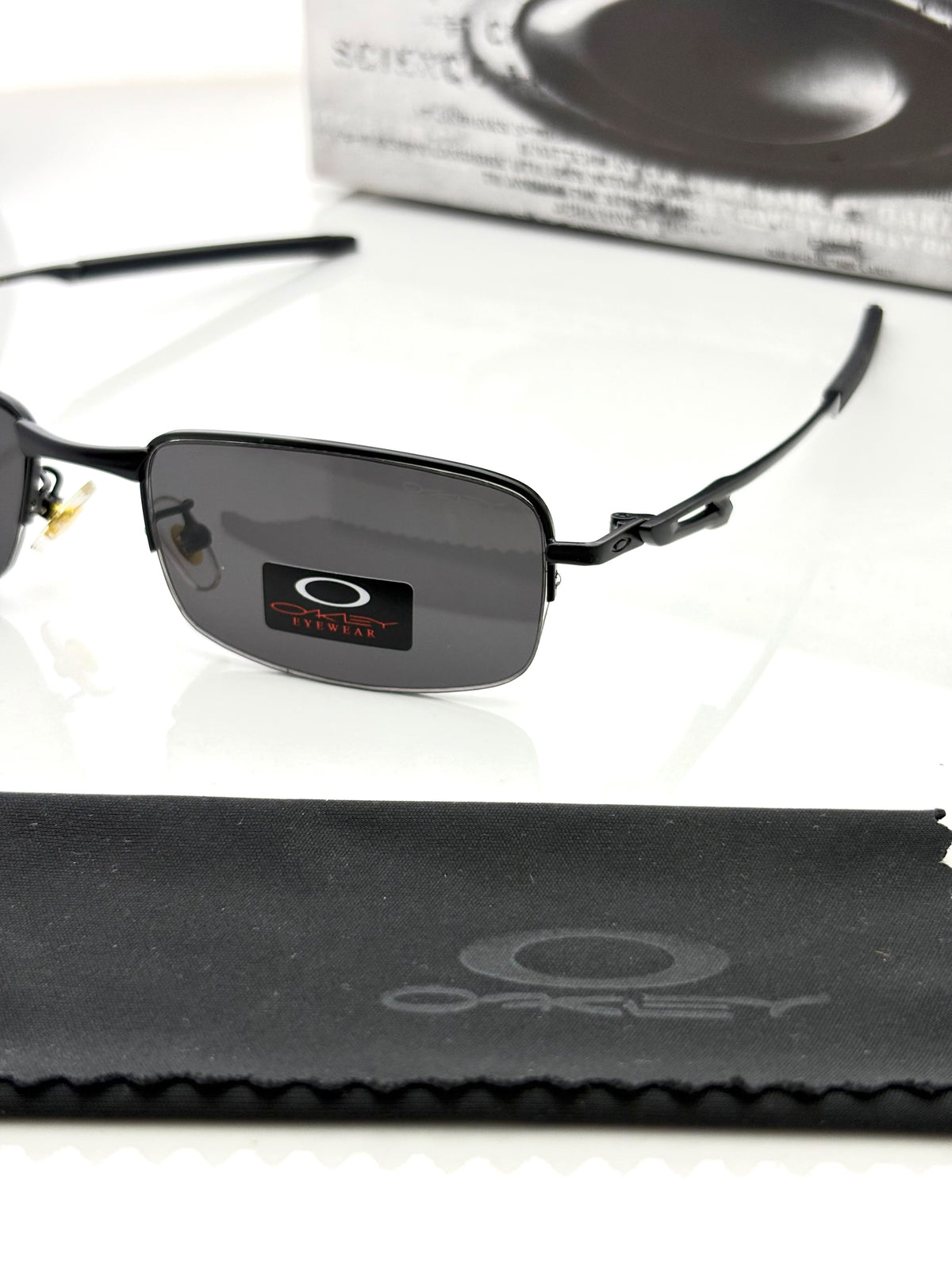 Oakley 24015 Black