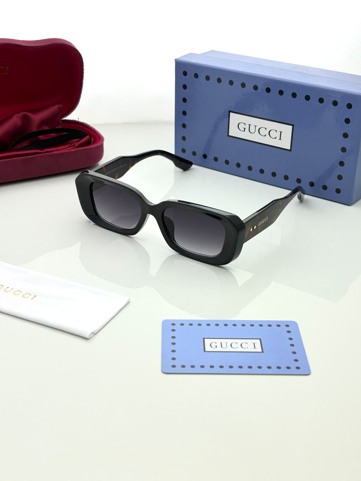 Gucci 23536 Black Shaded