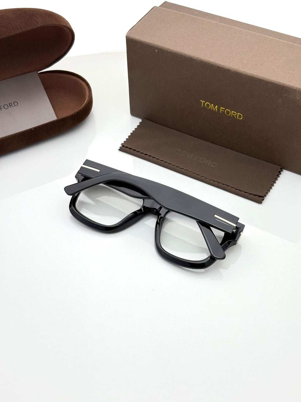 Tom Ford 259 Black Plano