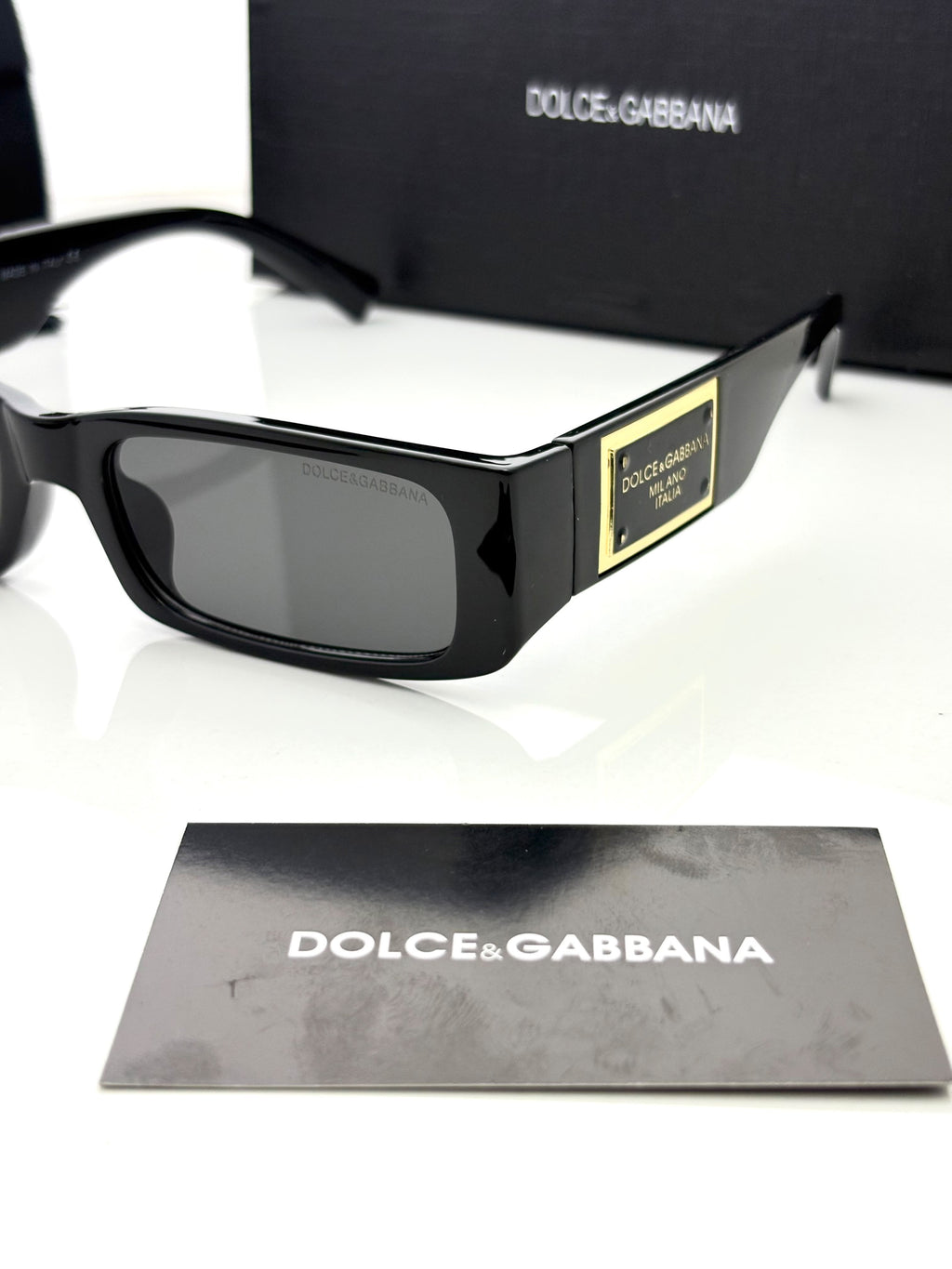 Dolce & Gabbana  23013 Black