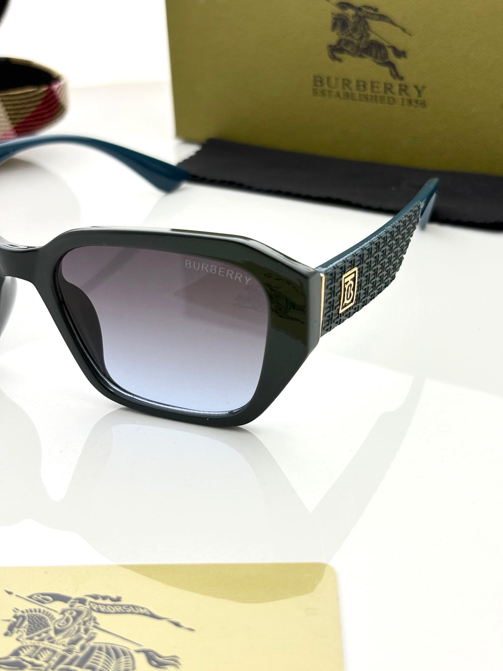 Burberry 3354 Green Blue Shaded