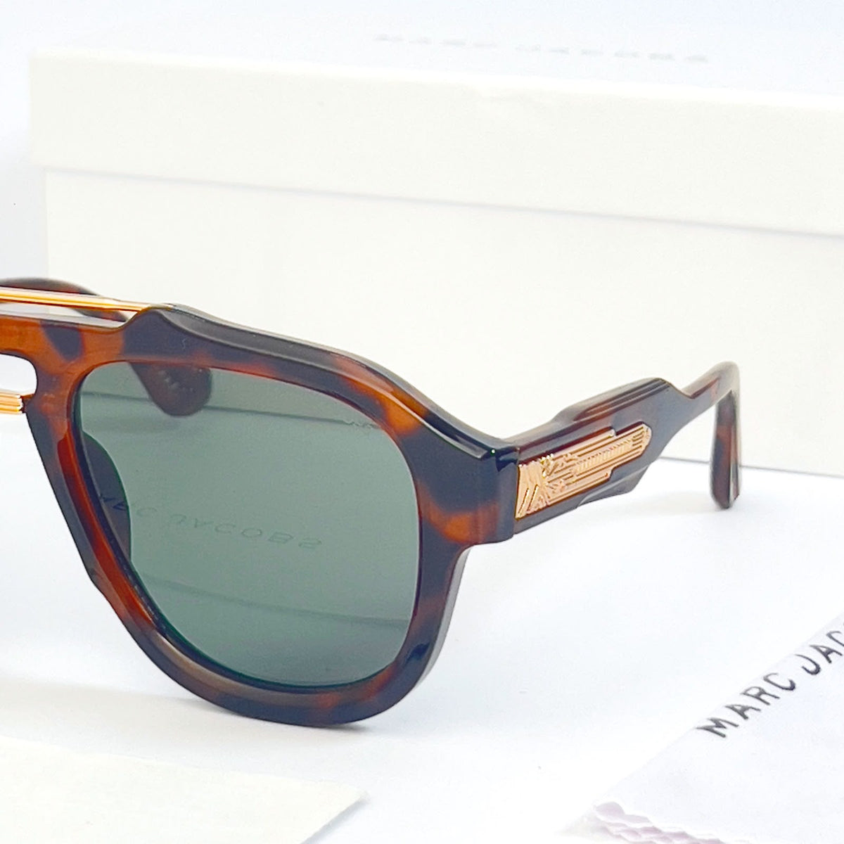 Marc Jacobs 18219 Tiger Green