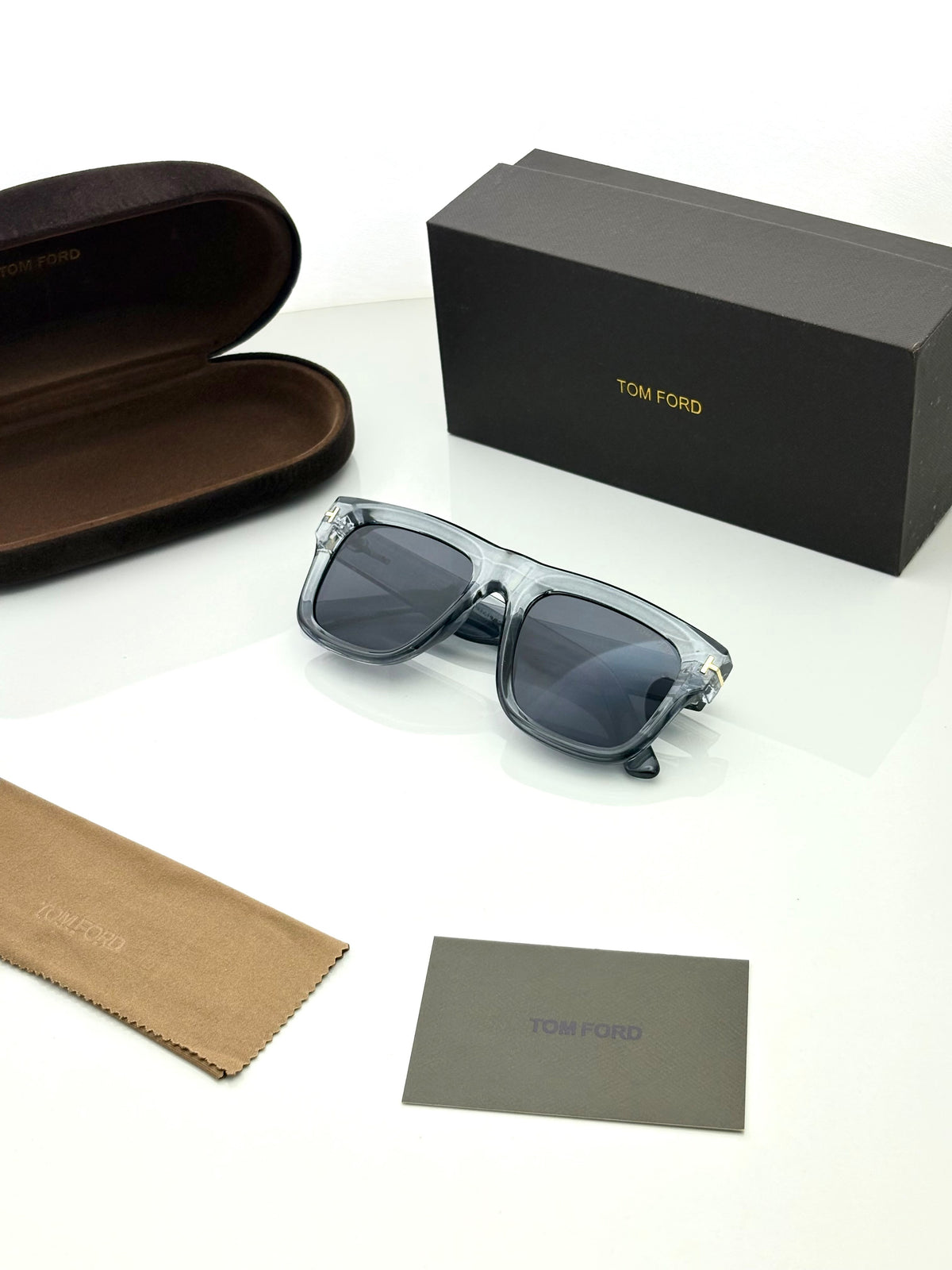 Tom Ford 259 Grey Black