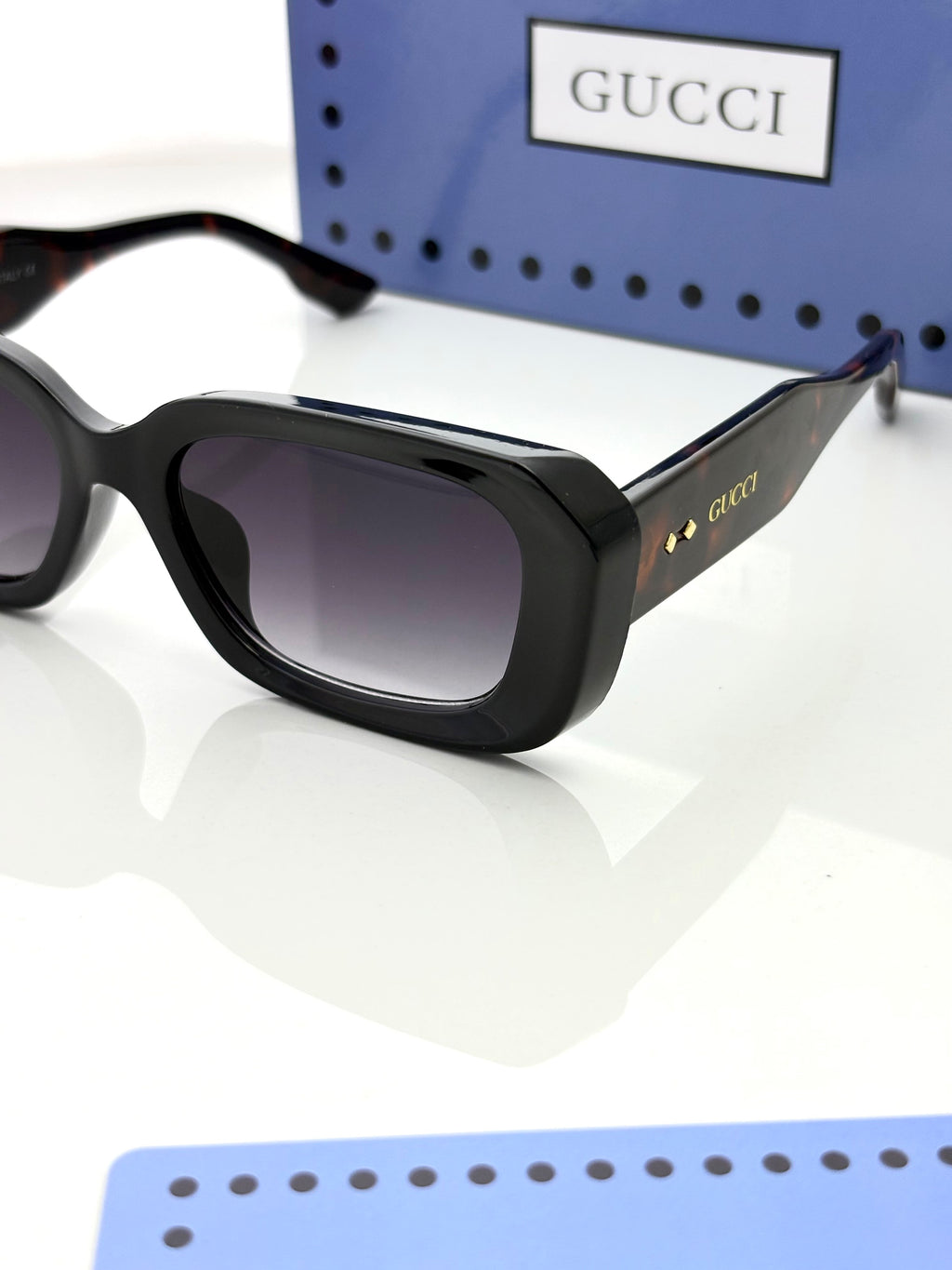 Gucci 23536 Black Shaded